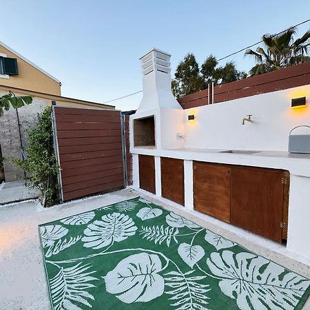 Burnelia Vacation House Lefkímmi Eksteriør bilde